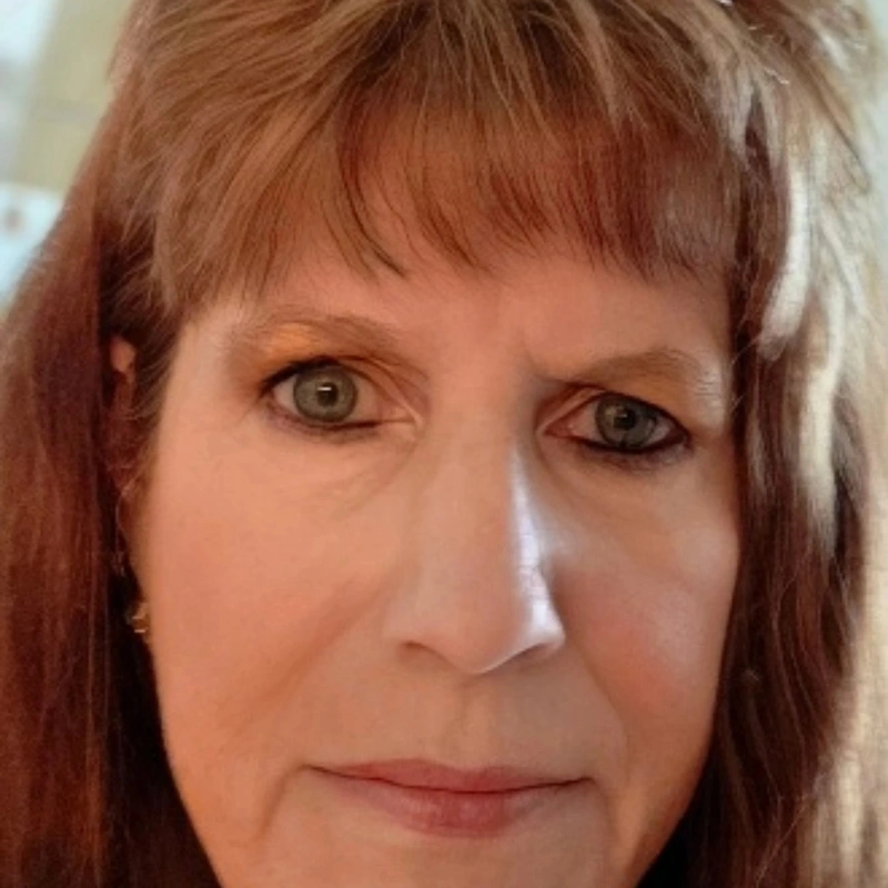 Donna Andrews
