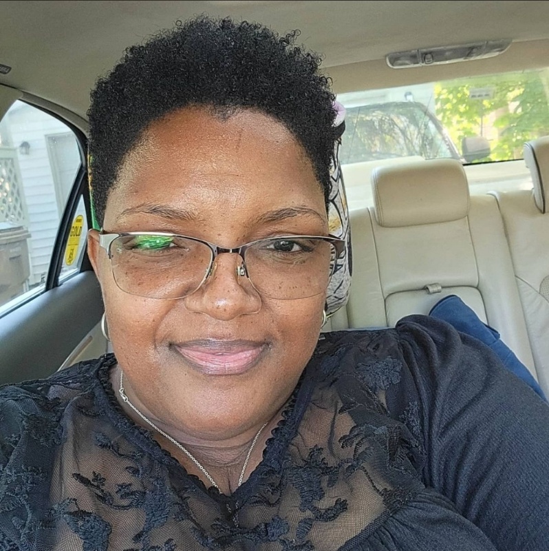 DeJarnira Carlisle — Mobile Notary in Cuyahoga Falls, OH