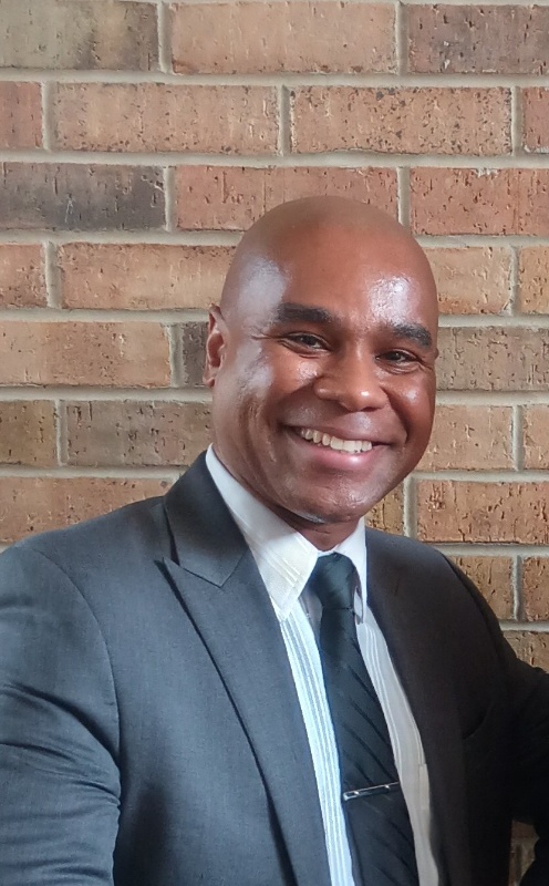 Johnathan Hartfield — Mobile Notary in Dallas, TX