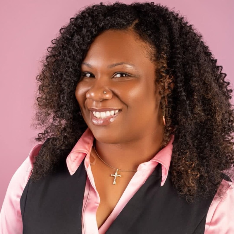 Lyntrina Broadnax — Mobile Notary in Park Forest, IL
