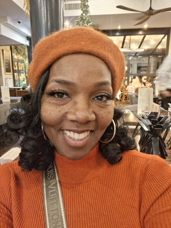 Roxanne Williams — Mobile Notary in McDonough, GA