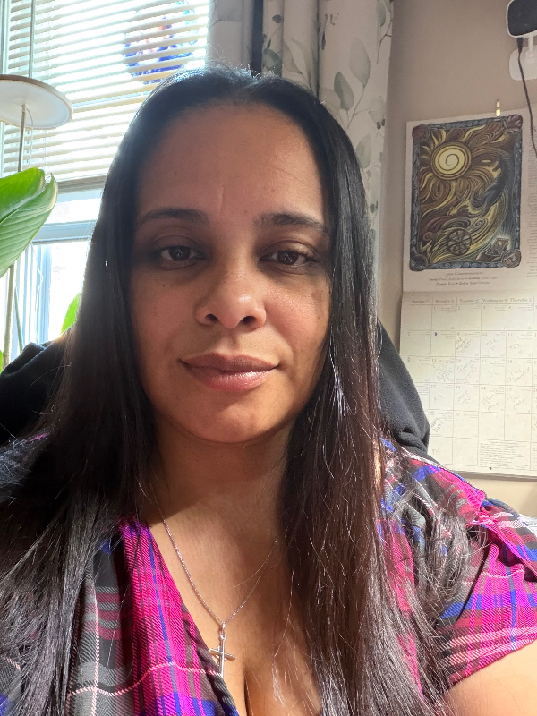 Stephenie ortiz — Mobile Notary in Newark, NJ