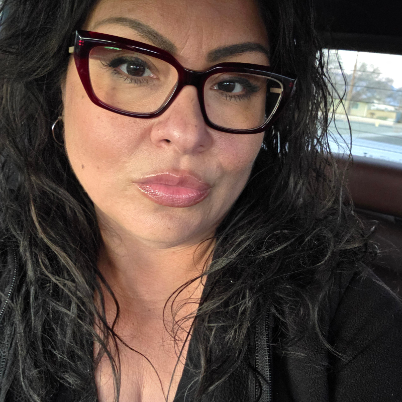 Yvonne Saavedra — Mobile Notary in Albuquerque, NM