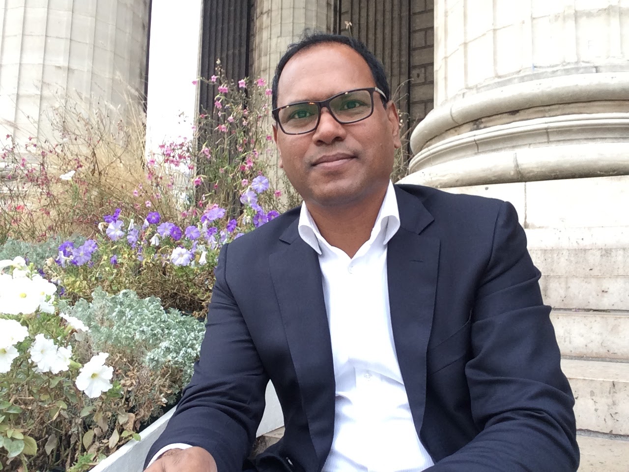 Nazrul Bhuiyan — Mobile Notary in Los Angeles, CA