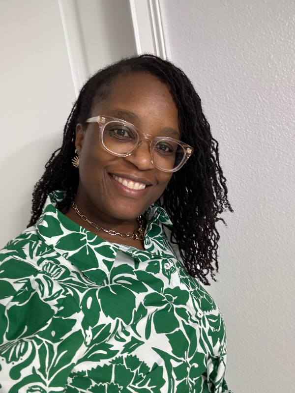 Yvenie Rowe — Mobile Notary in Ocoee, FL