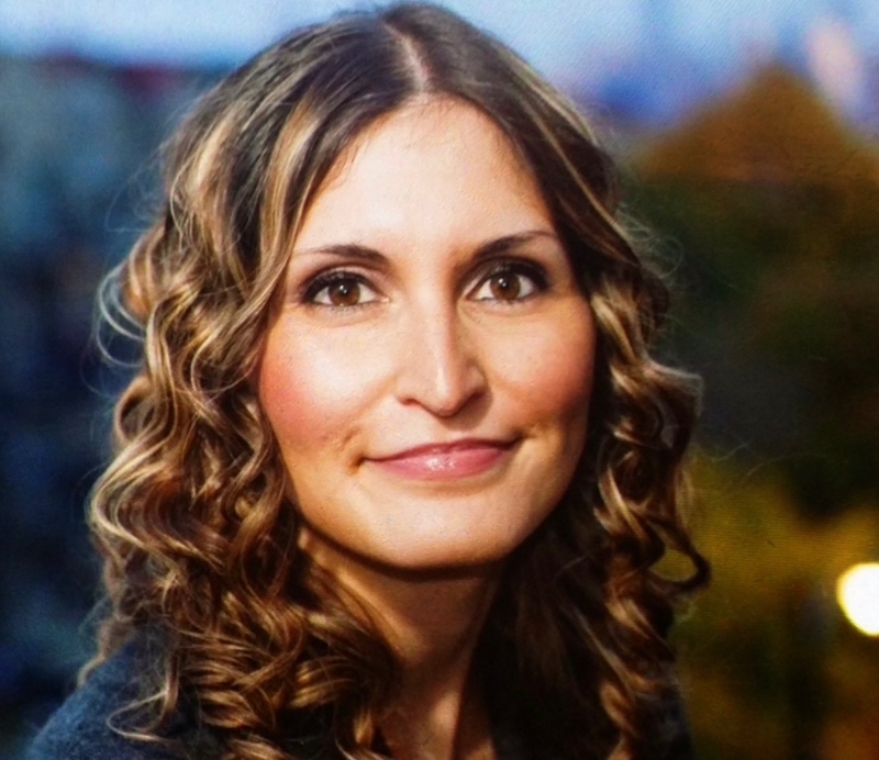 Graciela De La Torre-Abaunza — Mobile Notary in Hoffman Estates, IL