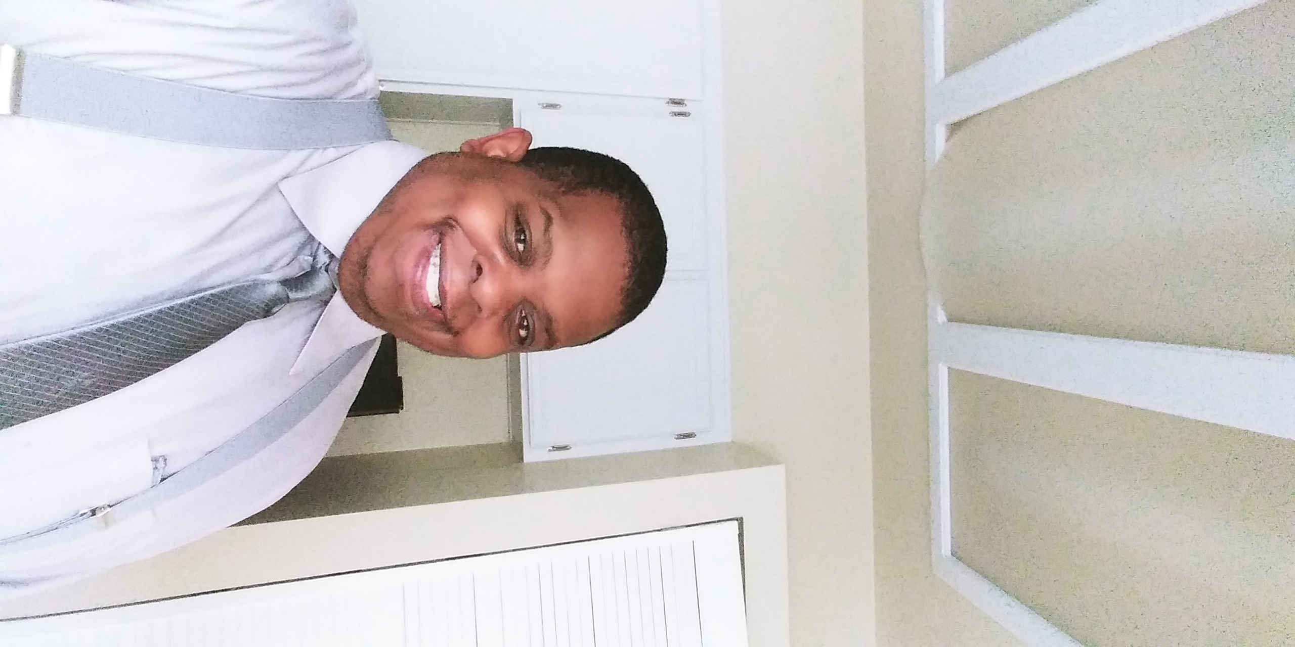 Albert Exeart — Mobile Notary in Los Angeles, CA