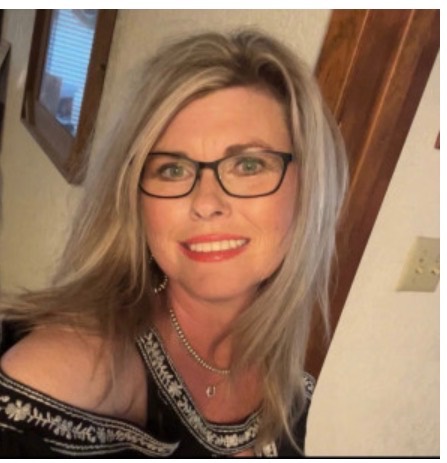 Angela Roberts — Mobile Notary in Marquez, TX