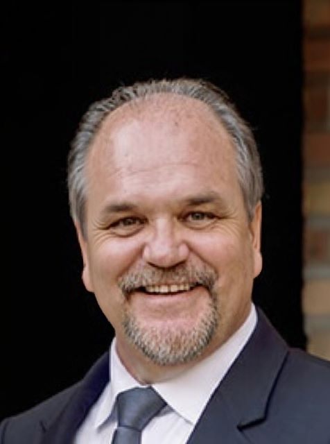 Charles Izban — Mobile Notary in Lindenhurst, IL