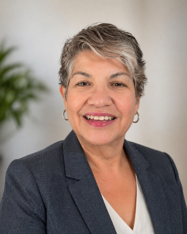 Veliza Ortiz-Artis — Mobile Notary in N Chesterfield, VA