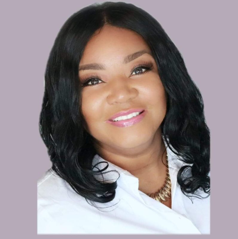 Soneka M Moss — Mobile Notary in Louisville, KY