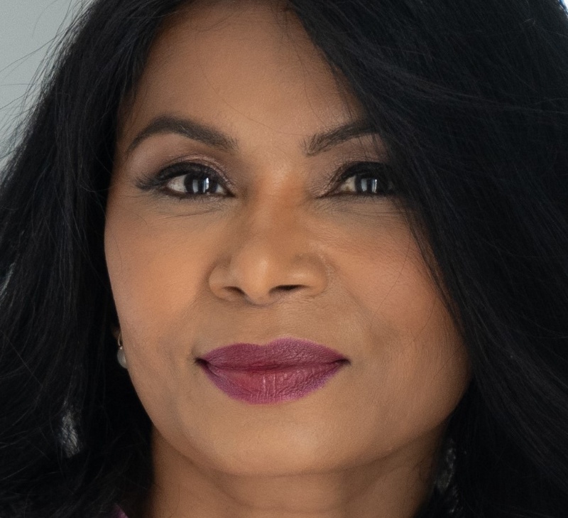 ANGELA BAKSH — Mobile Notary in ISLANDIA, NY