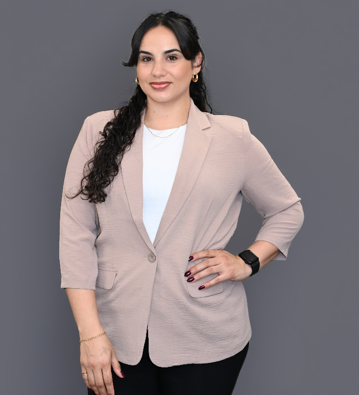 Danielle Zavala — Mobile Notary in Los Angeles, CA