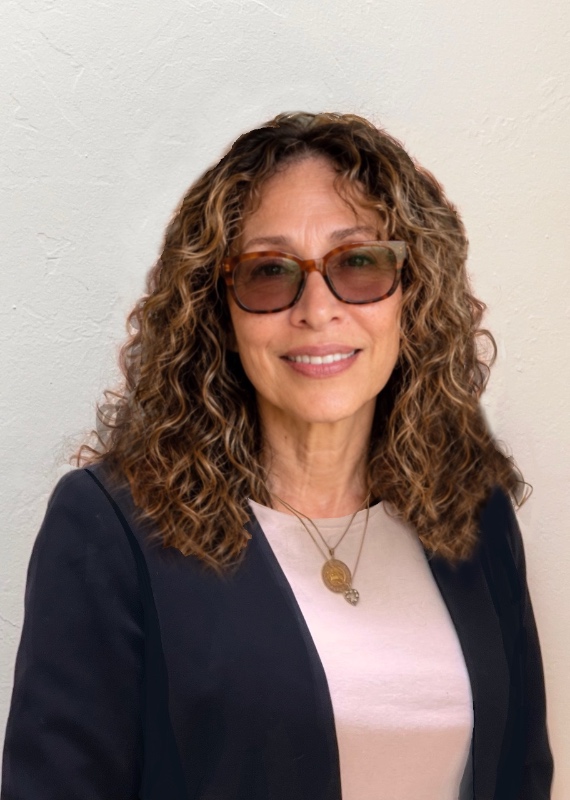 Dianne Hatgis — Mobile Notary in North Hollywood, CA