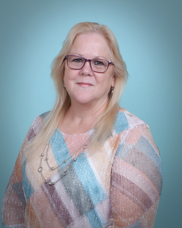 Lisa Weiss — Mobile Notary in Tarpon Springs, FL