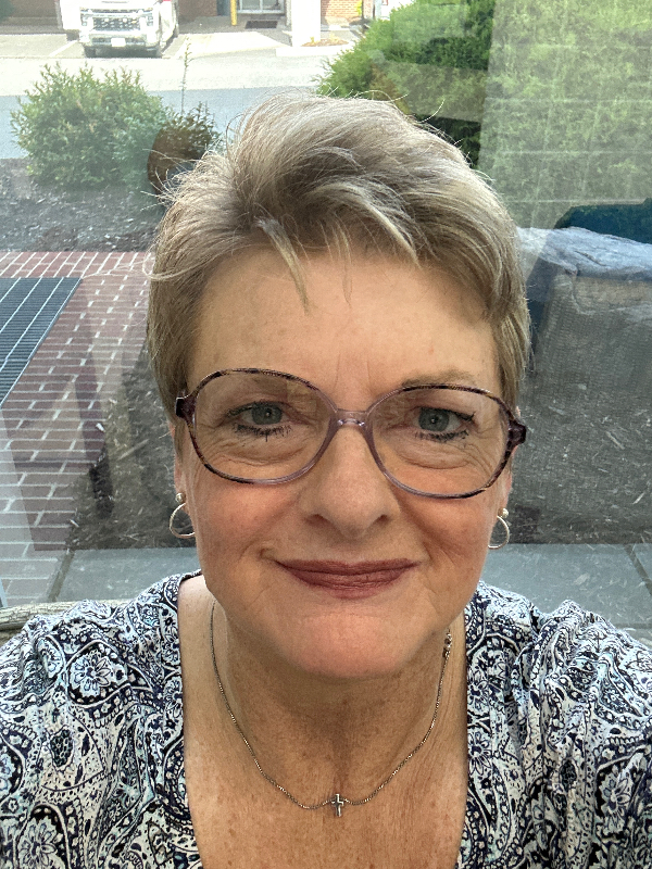 Alesia Calloway — Mobile Notary in Newland, NC