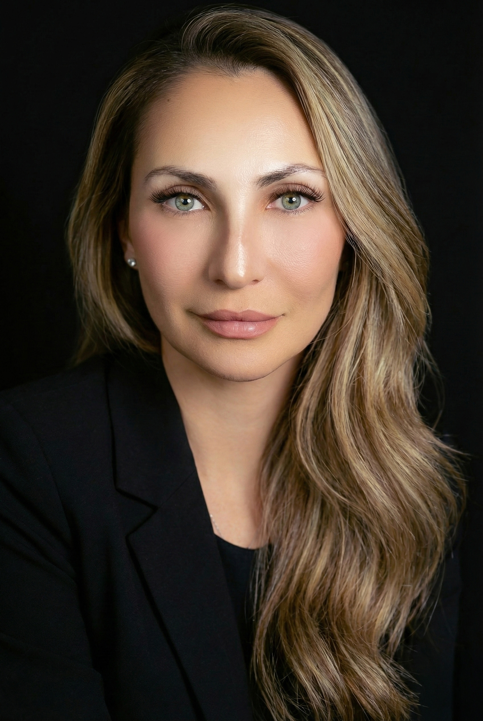 Claudia Rodriguez — Mobile Notary in Simi Valley, CA