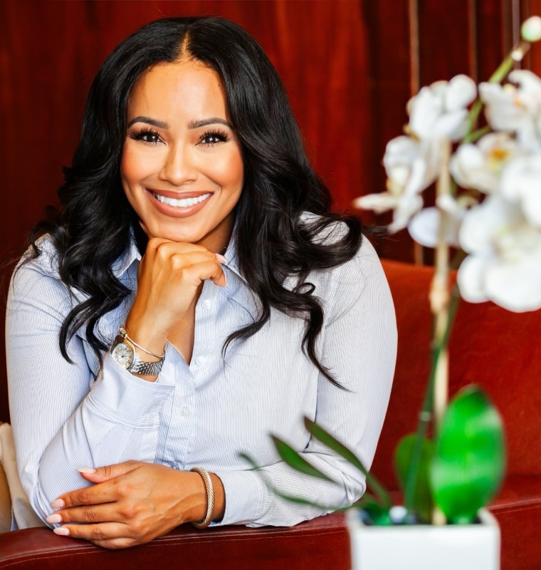 Janella Curtis — Mobile Notary in Chicago, IL