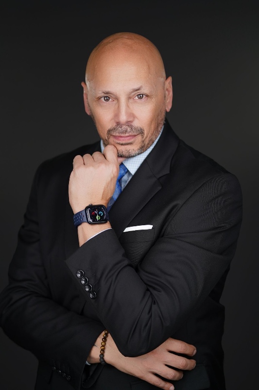 Edwin Aquino — Mobile Notary in Coral Springs, FL