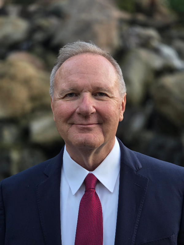 RUSSELL HOYT