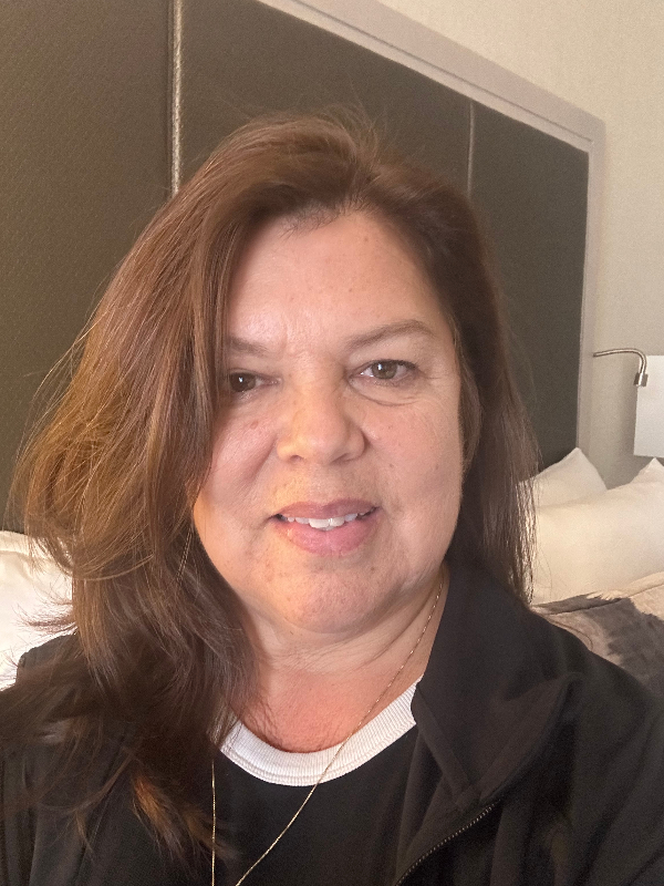 Carmen Regalado — Mobile Notary in Wooddale, IL