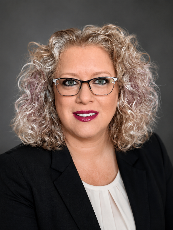 Domanique Hariford — Mobile Notary in Pekin, IL