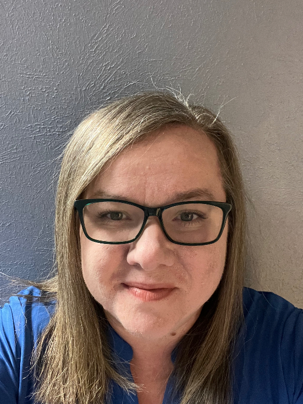 Holly Bryan — Mobile Notary in Village Mills, TX